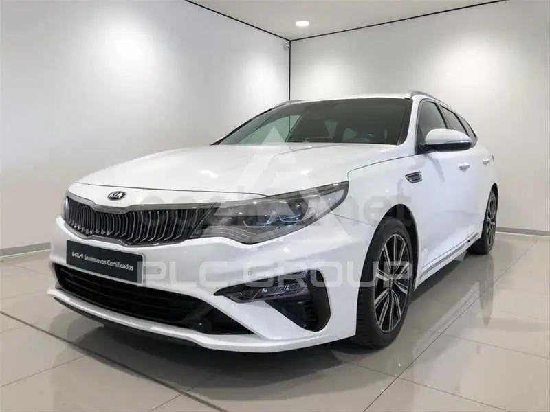 2019 KIA Optima