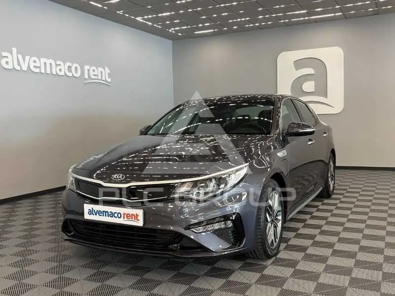 2019 KIA Optima