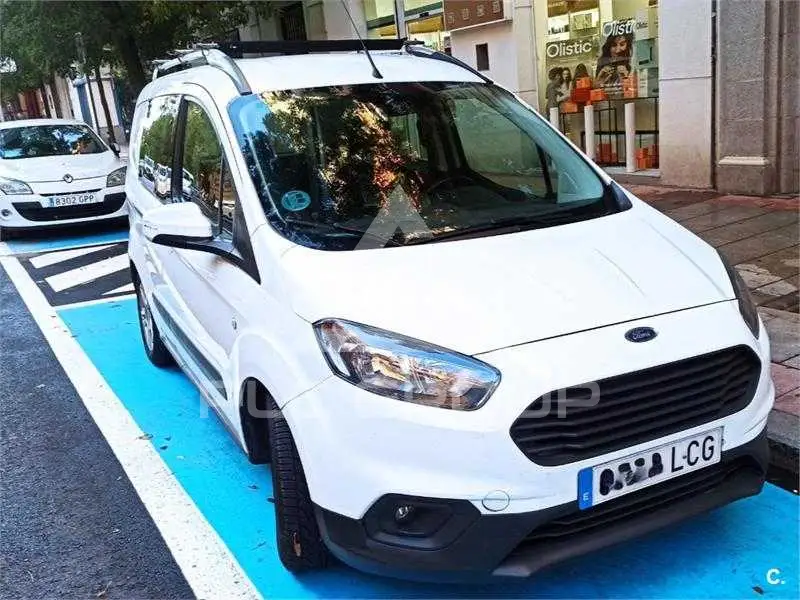 2019 Ford Tourneo