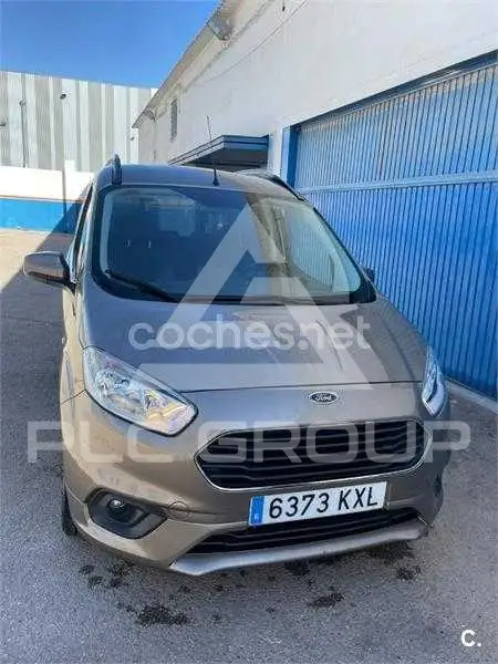2019 Ford Tourneo