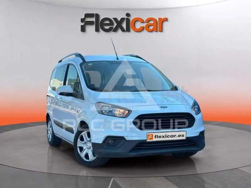 2019 Ford Tourneo