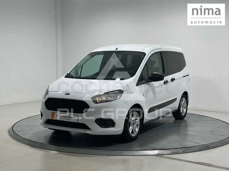 2019 Ford Tourneo