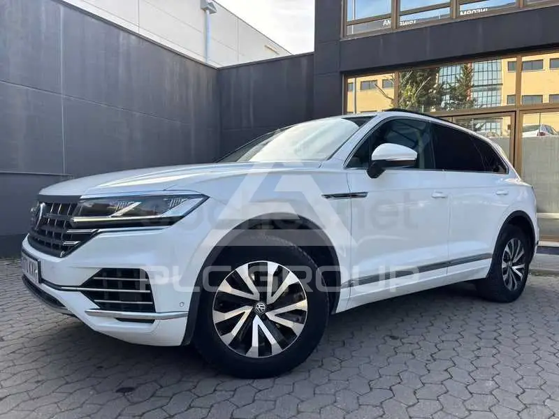 2019 Volkswagen Touareg