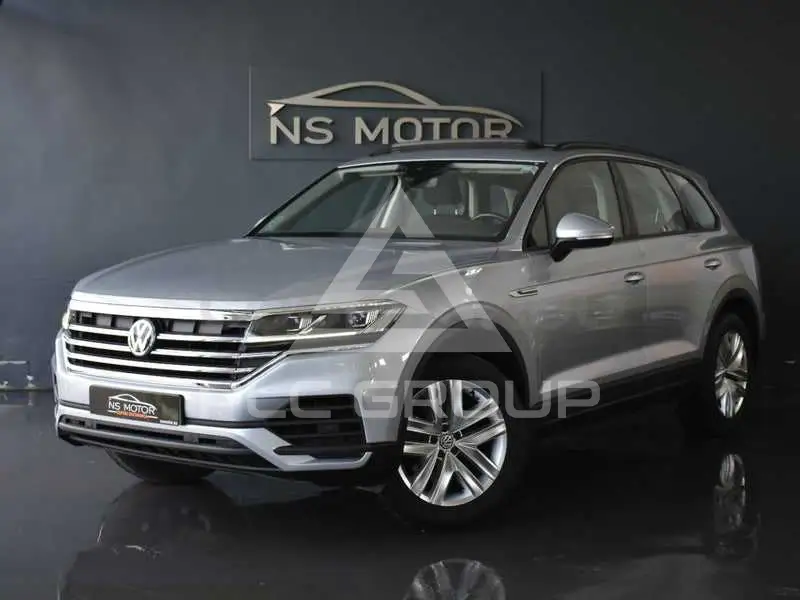 2019 Volkswagen Touareg