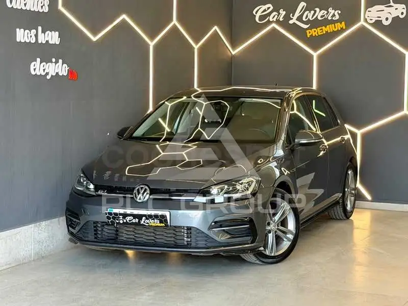 2019 Volkswagen GOLF