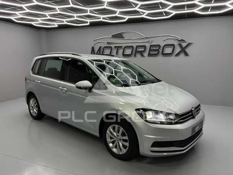2019 Volkswagen Touran