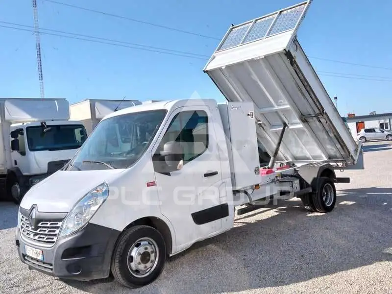 2019 Renault Master