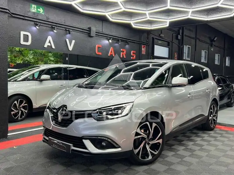 2019 Renault Grand Scenic