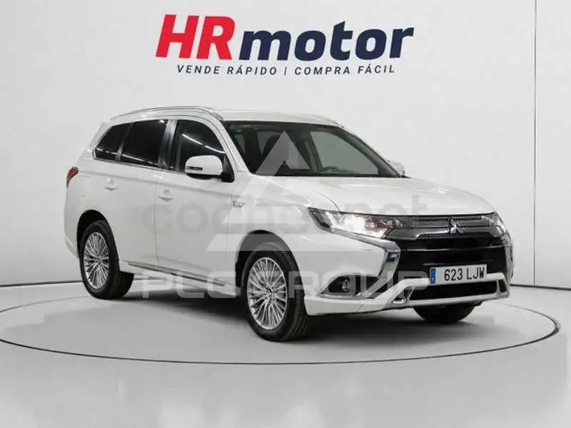 2020 Mitsubishi OUTLANDER