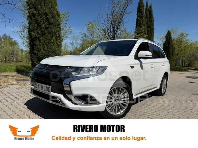 2020 Mitsubishi OUTLANDER