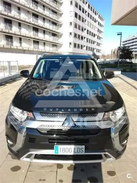2020 Mitsubishi OUTLANDER