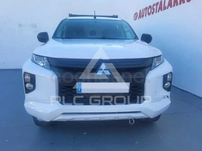 2020 Mitsubishi L200