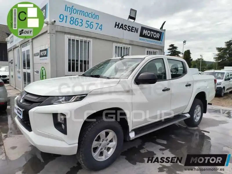 2020 Mitsubishi L200
