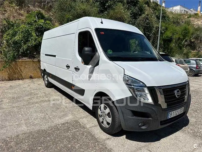 2020 Nissan NV 400