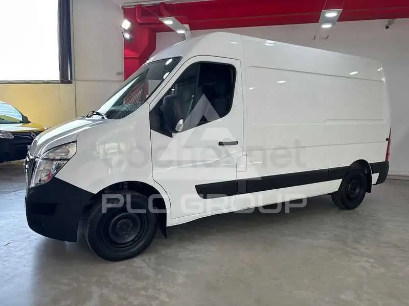2020 Nissan NV 400