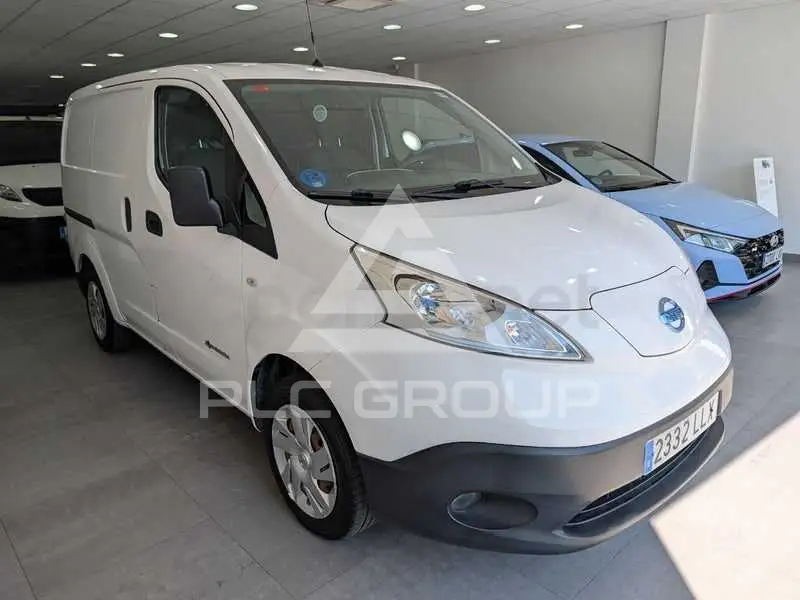 2020 Nissan NV 200