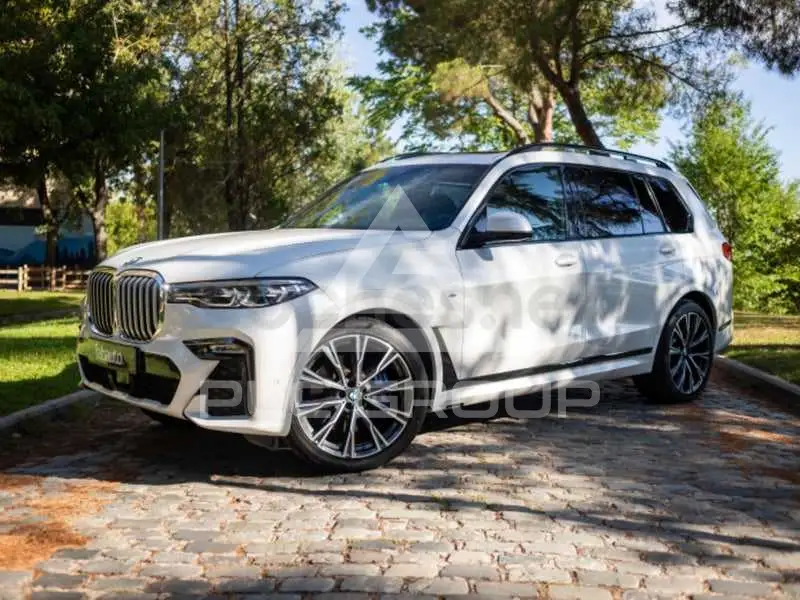 2020 BMW X7