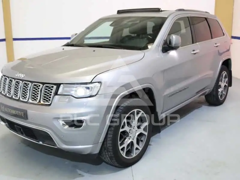 2020 Jeep Grand Cherokee