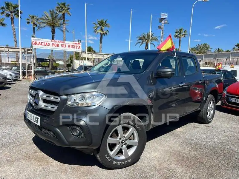 2020 Mercedes Benz X