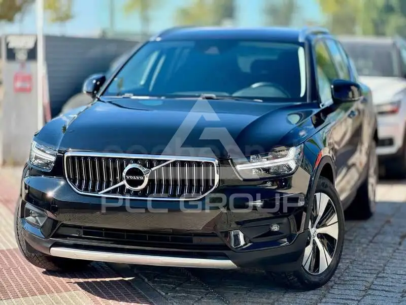 2020 Volvo XC40