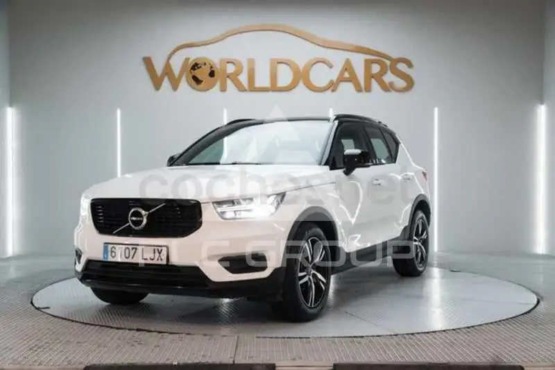 2020 Volvo XC40