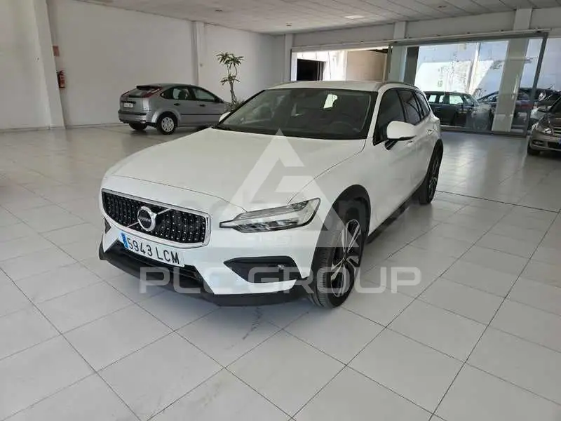 2020 Volvo V60