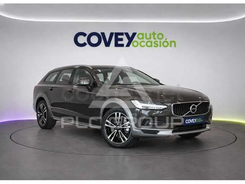 2020 Volvo V90
