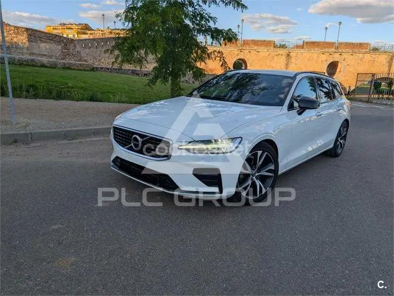 2020 Volvo V60
