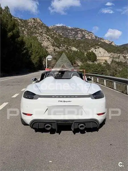 2020 Porsche 718