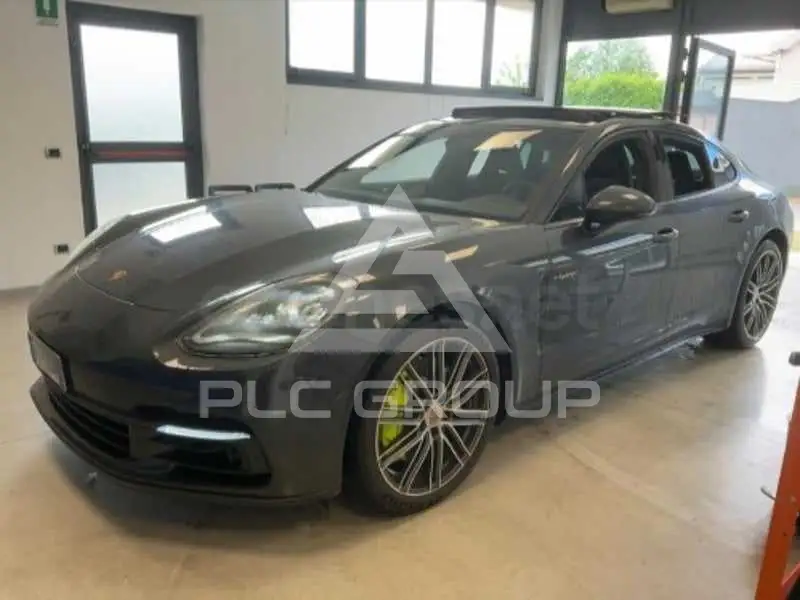 2020 Porsche Panamera