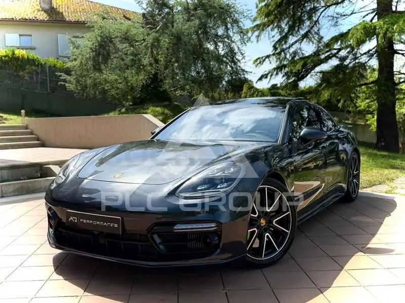 2020 Porsche Panamera