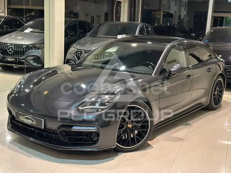 2020 Porsche Panamera