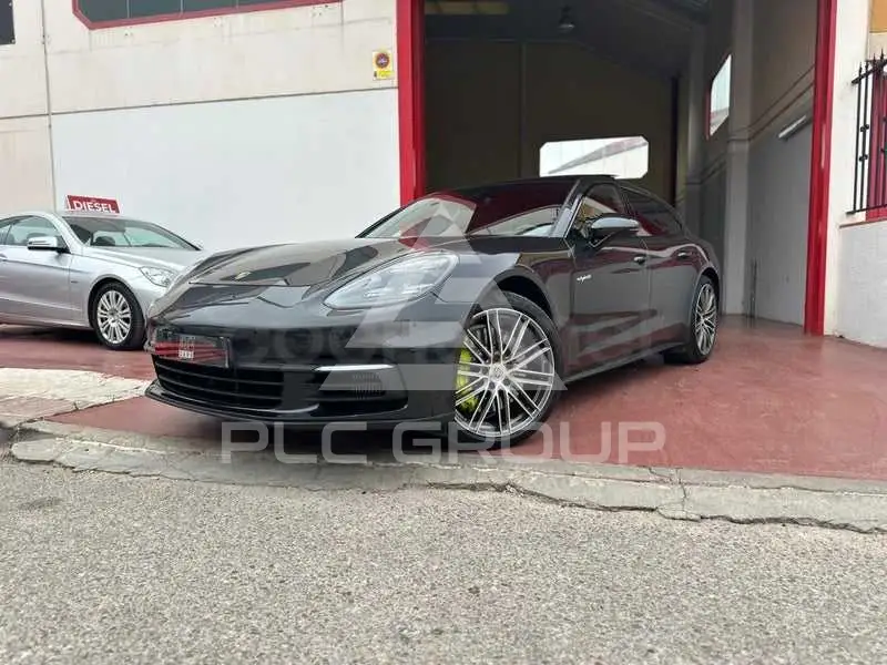 2020 Porsche Panamera
