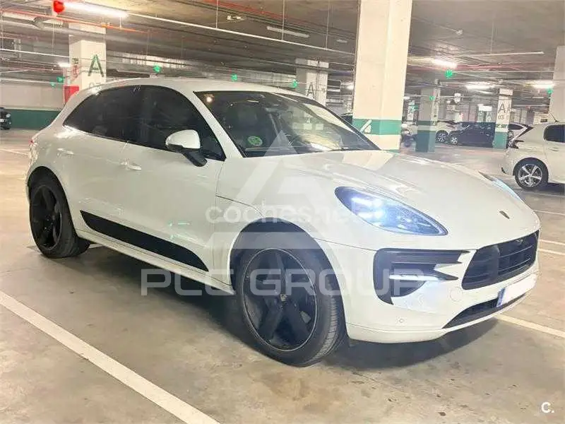 2020 Porsche MACAN