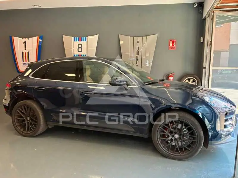 2020 Porsche MACAN