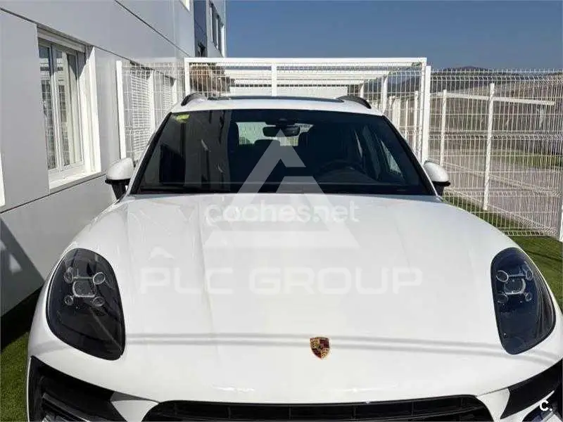 2020 Porsche MACAN