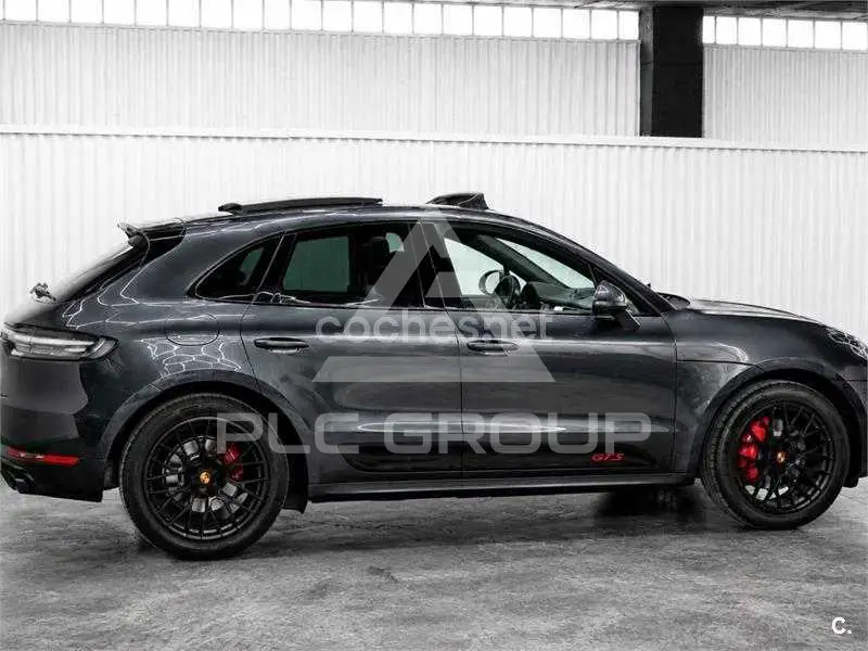 2020 Porsche MACAN