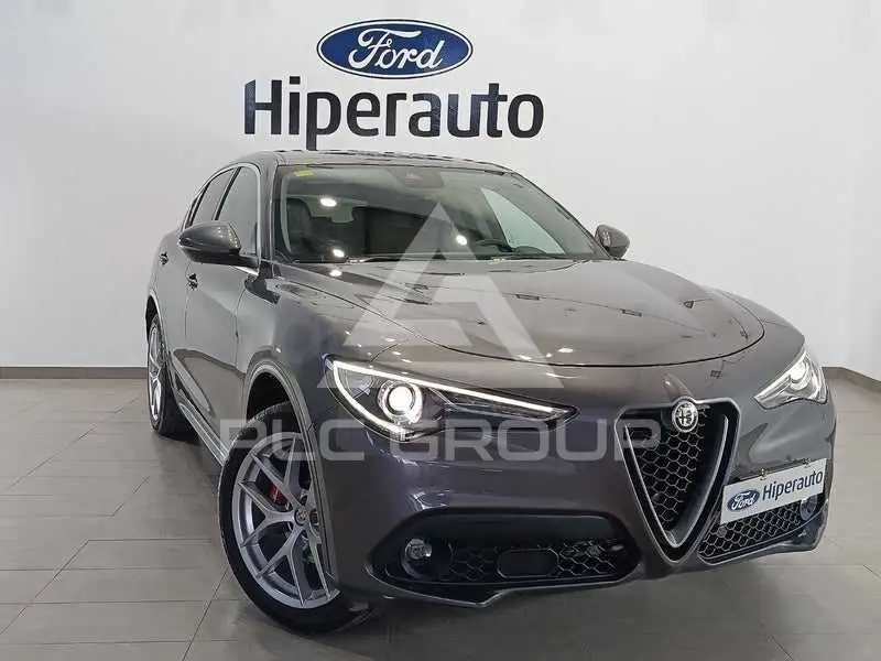 2020 Alfa Romeo Stelvio