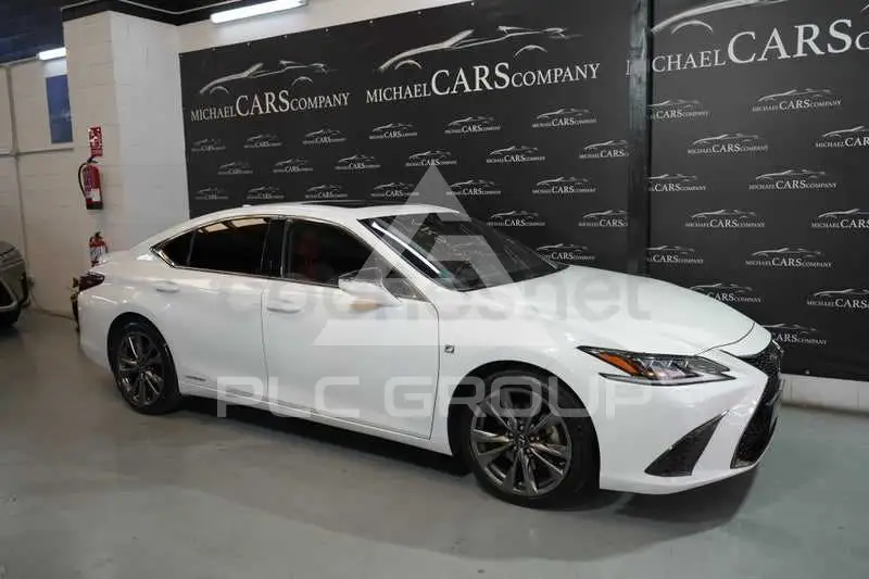 2020 Lexus ES