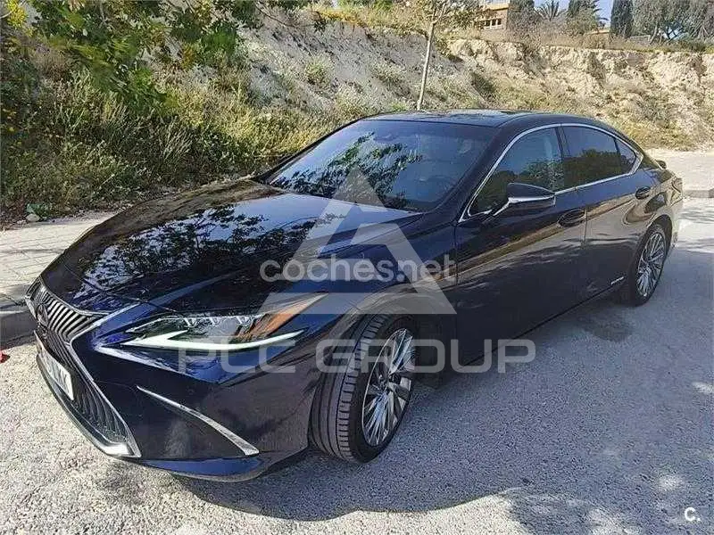 2020 Lexus ES