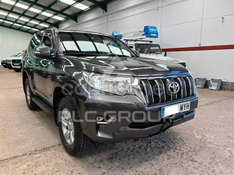 2020 Toyota LAND CRUISER