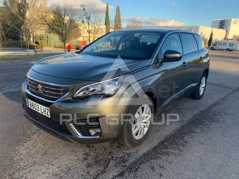 2020 Peugeot 5008