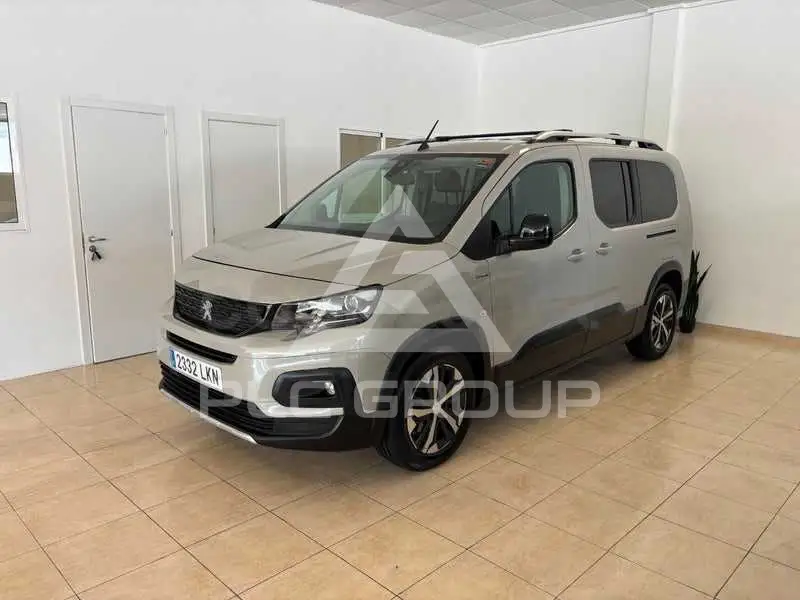 2020 Peugeot Rifter