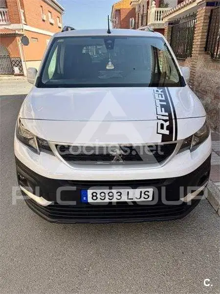2020 Peugeot Rifter