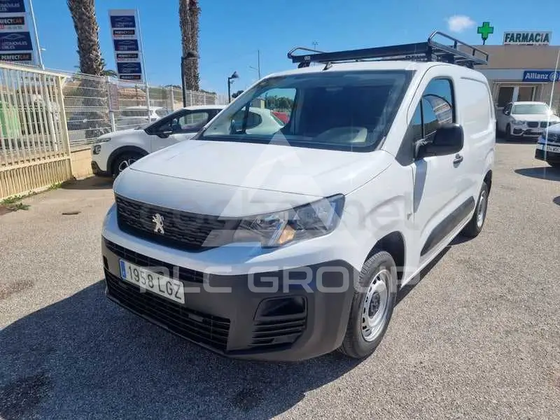 2020 Peugeot Partner