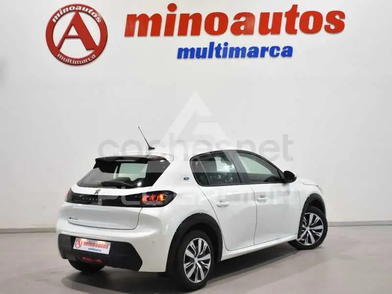 2020 Peugeot 208
