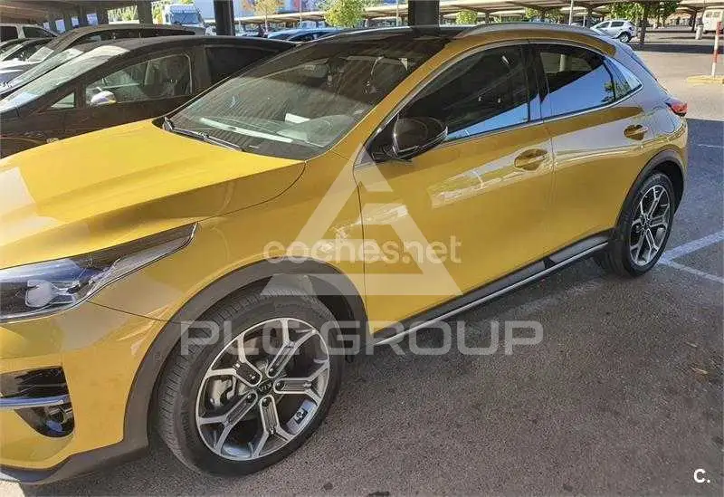 2020 KIA XCEED