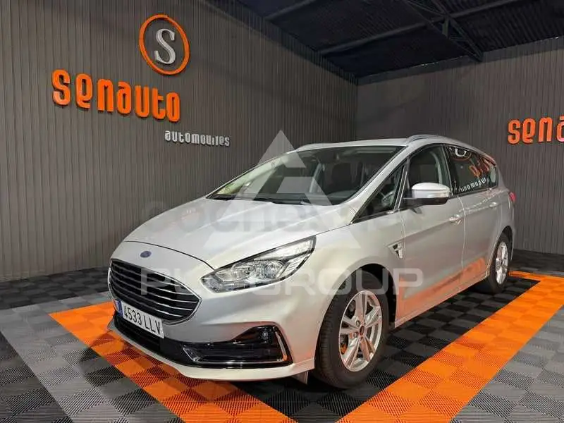 2020 Ford S-Max