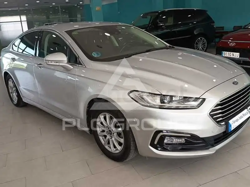 2020 Ford Mondeo