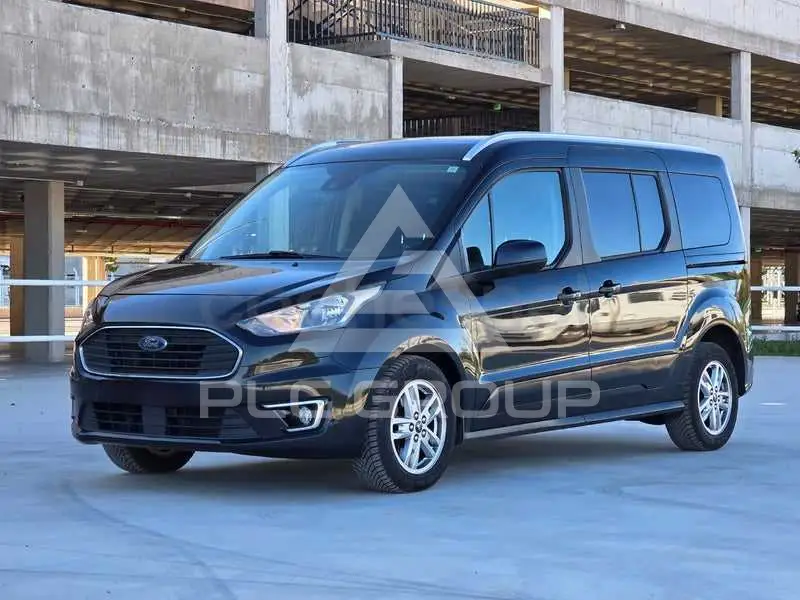 2020 Ford Tourneo